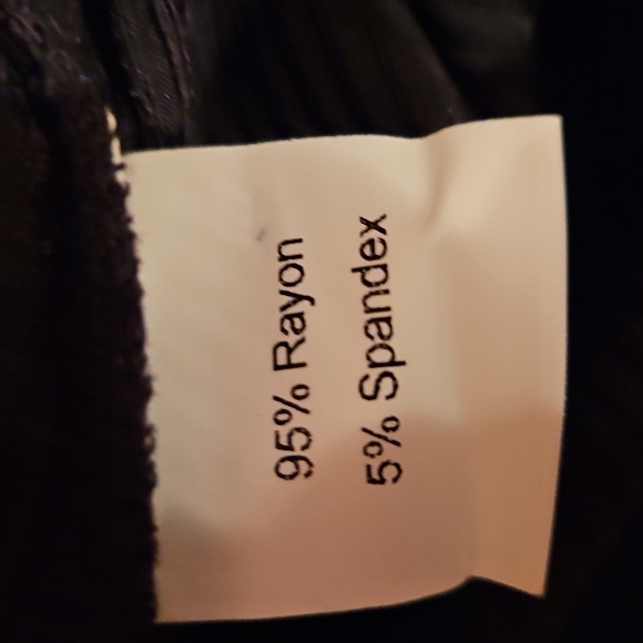 Black Textured Short Seeve Top, Sz L, NWT! - Picture 4 of 4